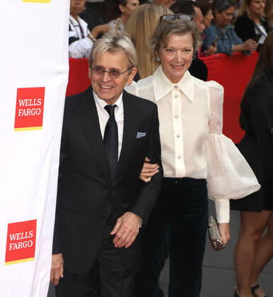 September 28, 2022, New York City, New York, USA: MIKHAIL BARYSHNIKOV and LISA RINEHART attend the New York City Ballet 2022 Fall Fashion Gala held at the David H. Koch Theater at Lincoln Center. New York City USA - ZUMAk03_ 20220928_zaf_k03_070 Copyright: xNancyxKaszermanx