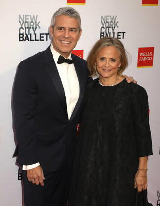 September 28, 2022, New York City, New York, USA: ANDY COHEN and AMY SEDARIS attend the New York City Ballet 2022 Fall Fashion Gala held at the David H. Koch Theater at Lincoln Center. New York City USA - ZUMAk03_ 20220928_zaf_k03_116 Copyright: xNancyxKaszermanx