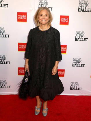 September 28, 2022, New York City, New York, USA: Actress AMY SEDARIS attends the New York City Ballet 2022 Fall Fashion Gala held at the David H. Koch Theater at Lincoln Center. New York City USA - ZUMAk03_ 20220928_zaf_k03_121 Copyright: xNancyxKaszermanx
