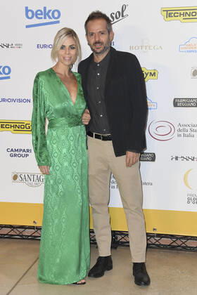 October 4, 2022, Rome, Italy: Avarello Roberta (left) and Simone Godano (right) attend at the red carpet of the Globo d oro award 2022 at the Auditorium Parco Della Musica. Rome Italy - ZUMAs197 20221004_zaa_s197_400 Copyright: xCartellixMariox
