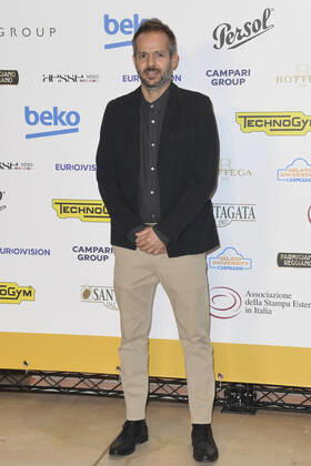 October 4, 2022, Rome, Italy: Simone Godano attends at the red carpet of the Globo d oro award 2022 at the Auditorium Parco Della Musica. Rome Italy - ZUMAs197 20221004_zaa_s197_430 Copyright: xCartellixMariox