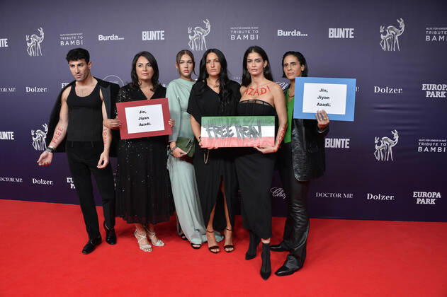 Bilder des Jahres 2022, Entertainment 10 Oktober Entertainment Themen der Woche KW40 Entertainment Bilder des Tages Gaeste und Minu Barati und Shermine Shahrivar Tribute to Bambi Hilfe für Kinder in Not im Hotel Central District in Berlin am 05.10.2022