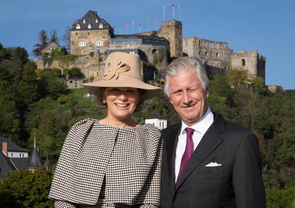 Bilder des Jahres 2022, Entertainment 10 Oktober Entertainment Themen der Woche KW40 Entertainment Bilder des Tages Queen Mathilde of Belgium and King Philippe - Filip of Belgium pictured during a cruise on the Rhine from Sankt Goar to Boppard, part of an official visit of the Belgian Royal Couple to the Federal Republic of Germany and Rhineland-Palatinate, Thursday 06 October 2022.  BENOITxDOPPAGNE 46361460