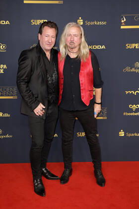 Claudius Dreilich und Bernd Roemer bei der Verleihung Die Goldene Henne am 7.10.2022 in Leipzig Die Goldene Henne 2022 Verleihung in Leipzig