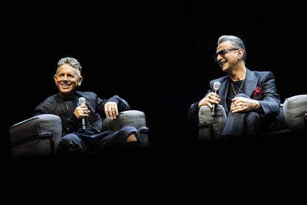 Bilder des Jahres 2022, Entertainment 10 Oktober Entertainment Themen der Woche KW40 Depeche Mode Mitglieder Dave Gahan (R) und Martin Gore (L) halten eine Pressekonferenz in Berlin am 4. Oktober 2022. Depeche Mode - Pressekonferenz in Berlin