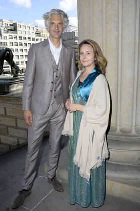 Dominik Wollenweber und Viviane Chassot bei der Verleihung des Opus Klassik 2022 im Konzerthaus am Gendarmenmarkt. Berlin, 09.10.2022