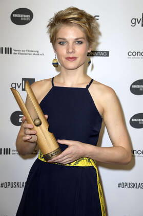 Magdalena Hoffmann bei der Verleihung des Opus Klassik 2022 im Konzerthaus am Gendarmenmarkt. Berlin, 09.10.2022
