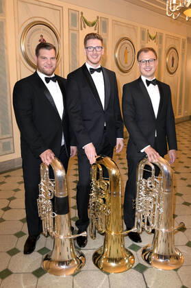 Trio 21Meter60 bei der Verleihung des Opus Klassik 2022 im Konzerthaus am Gendarmenmarkt. Berlin, 09.10.2022