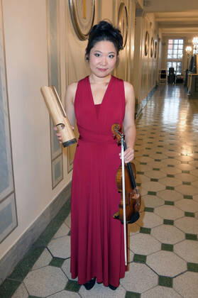 Tianwa Yang bei der Verleihung des Opus Klassik 2022 im Konzerthaus am Gendarmenmarkt. Berlin, 09.10.2022