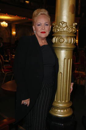 Deutscher Musical Theater Preis 2022 Angelika Milster, Deutscher Musical Theater Preis 2022 im Schmidts Tivoli, Hamburg, 10.10.2022 Copyright: xEventpressxBecherx
