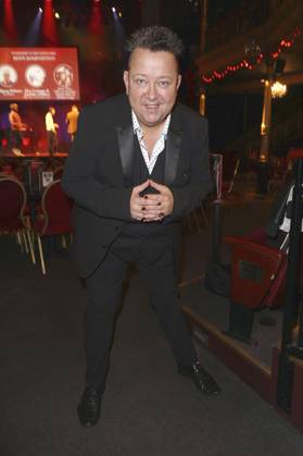 Sebastian Krumbiegel bei der Verleihung des Deutschen Musical Theater Preises 2022 im Schmidts Tivoli. Hamburg, 10.10.2022