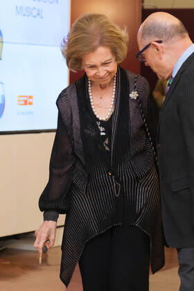 October 13, 2022, Madrid, Spain: Queen Sofia attends the presentation of the XXXIX Queen Sofia Award for Musical Composition to Nuria Nunez for her work Enjambres at the Teatro Monumental in Madrid. Madrid Spain - ZUMAs197 20221013_zaa_s197_122 Copyright: xAtilanoxGarciax