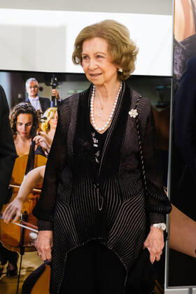 October 13, 2022, Madrid, Spain: Queen Sofia attends the presentation of the XXXIX Queen Sofia Award for Musical Composition to Nuria Nunez for her work Enjambres at the Teatro Monumental in Madrid. Madrid Spain - ZUMAs197 20221013_zaa_s197_128 Copyright: xAtilanoxGarciax