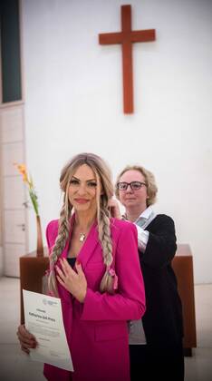 14.10.2022 xesx Frankfurt am Main, Der Landesverband Evangelische Frauen in Hessen und Nassau e.V ehrt Moderatorin Sonya Kraus mit dem Katharina-Zell-Preis für ihren mutigen Umgang mit ihrer Brustkrebserkrankung