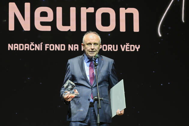 Chemist Pavel Hobza and haematologist and oncologist Jan Stary (pictured) today won the Neuron Endowment Fund s prize for their lifelong contribution to science, carrying 1.5 million crowns, and prizes also went to six young talented scientists, who received half a million crowns each. The prize-giving ceremony took place in Prague s National Museum, Prague, Czech Republic, October 16, 2022. (CTKxPhoto VitxSimanek) CTKPhotoP2022101607001  VIS 003