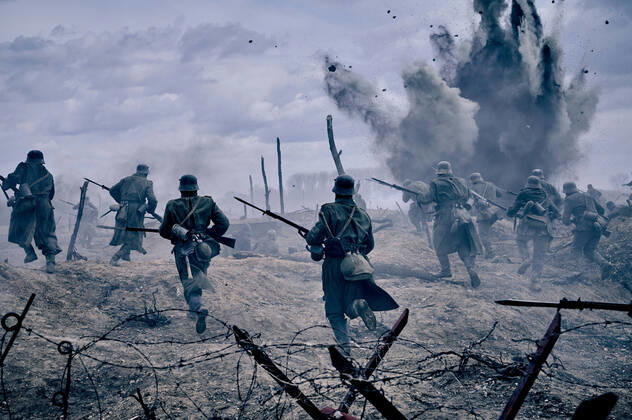 Scene Still, All Quiet on the Western Front (2022). Photo credit: Reiner Bajo Netflix The Hollywood Archive Copyright: xx 34422-007THA