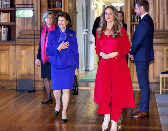 STOCKHOLM 20221018 Queen Silvia arrives at the ceremony of the Child10 award in the Bernadotte Library at Stockholm Palace STOCKHOLM SWEDEN x60160x,  Copyright: xStefanxJerrevang TTx CHILD 10-PRISET