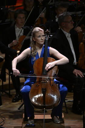 STOCKHOLM 20221018 Cellist Amalie Stalheim during the awarding of the Birgit Nilsson Prize at the Concert Hall on Tuesday evening Stockholm Sweden x10060x,  Copyright: xHenrikxMontgomery TTx BIRGIT NILSSON PRIZE 2022