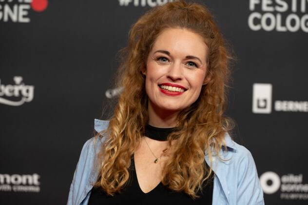 Madeleine KRAKOR, Schauspielerin, Roter Teppich, Red Carpet Show, Ankunft, arrival, Eroeffnung des Film Festival Cologne in Koeln, 20.10.2022.