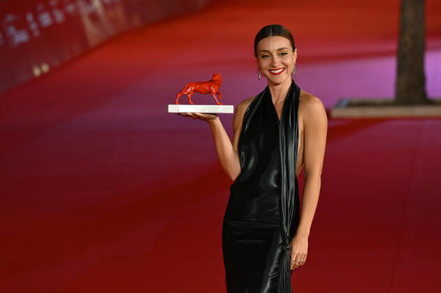 October 22, 2022, Roma, Italy: Rome, Italy - October 22: Andrea Bagney Attends The Red Carpett During The 17th Rome Film Festival At Auditorium Parco Della Musica On October 22, 2022 In Rome, Italy. Roma Italy  - ZUMAl164 20221022_zsa_l164_387 Copyright: xDomenicoxCippitellix