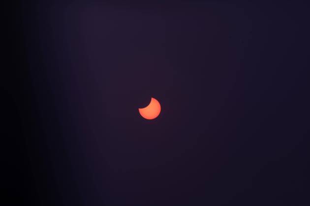 Picture shows a view of the moon partially obscuring the sun disk, This picture taken on October 25, 2022 shows a view of the moon partially obscuring the sun disk, seen behind an X-ray image as a filter, during a partial solar eclipse visible from Gaza City in the Palestinian Gaza Strip enclave. Photo by Ashraf Amra apaimages Gaza city Gaza Strip Palestinian Territory 251022_Gaza_ASH_3_00 (10) Copyright: xapaimagesxAshrafxAmrax xapaimagesx