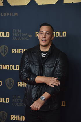 Rapper Farid Bang (Farid Hamed El Abdellaoui) kommt zur Premiere des Kinofilms Rheingold , ein Gangster-Drama, im Rahmen des 32. Film Festival Cologne (vormals: Cologne Conference) 2022 , ein internationales Filmfestival