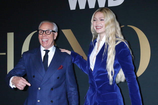 NEW YORK, NY- OCTOBER 25: Tommy Hilfiger and Gigi Hadid at the WWD 2022 Honors Awards at Cipriani South Street in New York City on October 25, 2022. Copyright: xRWx