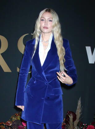 NEW YORK, NY- OCTOBER 25: Gigi Hadid at the WWD 2022 Honors Awards at Cipriani South Street in New York City on October 25, 2022. Copyright: xRWx