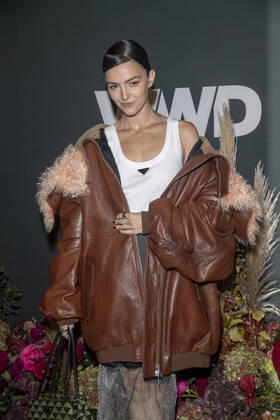 October 25, 2022, New York, United States: Ella Hunt attends the 2022 WWD Honors at Cipriani South Street in New York City. New York United States - ZUMAs197 20221025_zaa_s197_307 Copyright: xRonxAdarx