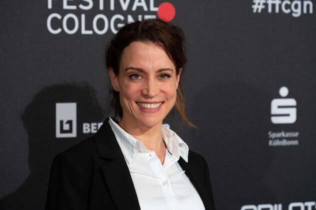 Stefanie WILPERT, Schauspielerin, Roter Teppich, Red Carpet Show, Ankunft, arrival, Film Festival Cologne awards in Koeln, 27.10.2022.