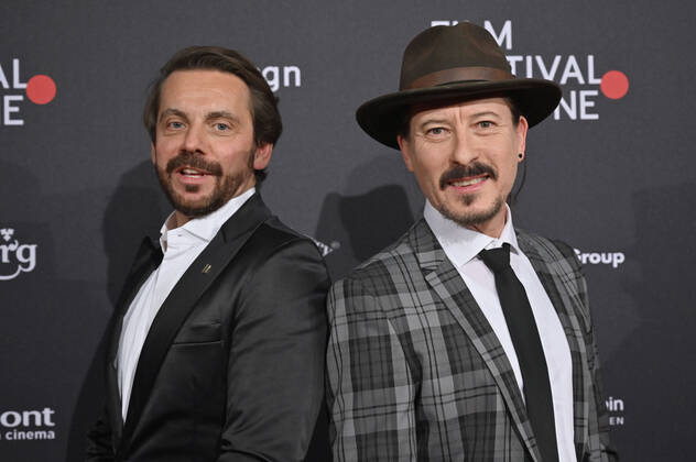 Romano Brusa und Dean Baykan bei der Verleihung der Film Festival Cologne Awards auf dem 32. Film Festival Cologne 2022 im E-Werk. Köln, 27.10.2022