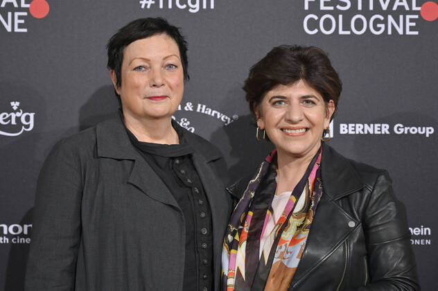 Martina Richter und Berivan Aymaz bei der Verleihung der Film Festival Cologne Awards auf dem 32. Film Festival Cologne 2022 im E-Werk. Köln, 27.10.2022