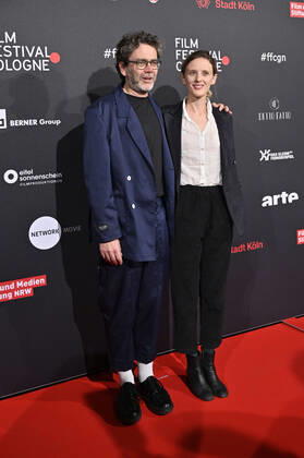Mia Hansen-Löve mit Begleitung bei der Verleihung der Film Festival Cologne Awards auf dem 32. Film Festival Cologne 2022 im E-Werk. Köln, 27.10.2022
