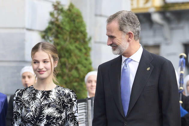 28-10-2022 Campoamor Princess Leonor and King Felipe attend the 2022 Princess of Asturias award ceremony at the Campoamor theatre in Oviedo. No Spain Â  Copyright: xPPEx