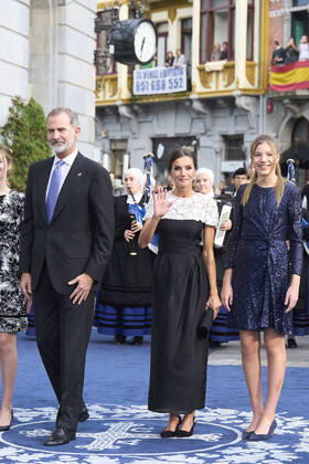 28-10-2022 Campoamor King Felipe and Queen Letizia and Princess Sofia attend the 2022 Princess of Asturias award ceremony at the Campoamor theatre in Oviedo. No Spain Â  Copyright: xPPEx
