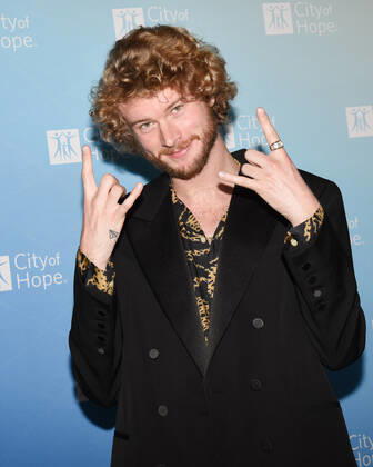 27 October 2022 - Los Angeles, California - Yung Gravy. City Of Hope s 2022 Spirit Of Life Gala. Wesollywood USA - ZUMAa123 20221027_zaa_a123_192 Copyright: xBillyxBennightx
