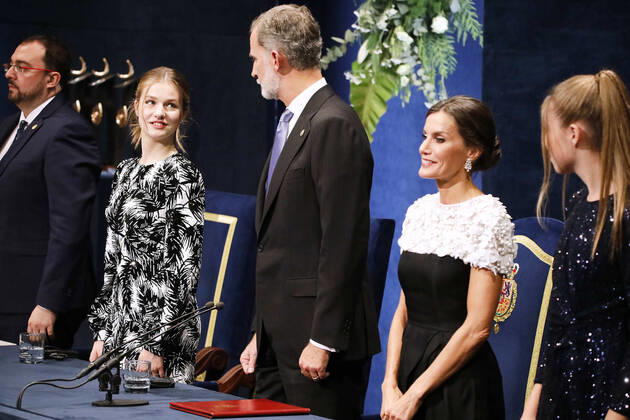 28-10-2022 Campoamor Princess Leonor and King Felipe and Queen Letizia and Princess Sofia attend the 2022 Princess of Asturias award ceremony at the Campoamor theatre in Oviedo. No Spain Â  Copyright: xPPEx
