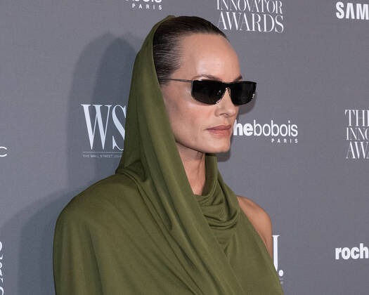 Amber Valletta arrives on the red carpet for the WSJ. Magazine Innovator Awards at the Museum of Modern Art in New York City on Wednesday, November 2, 2022. 1 NYP20221102545 GabrielexHoltermann