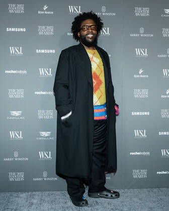 Questlove arrives on the red carpet for the WSJ. Magazine Innovator Awards at the Museum of Modern Art in New York City on Wednesday, November 2, 2022. 1 NYP20221102513 GabrielexHoltermann