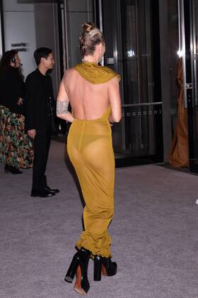 WSJ Innovator Awards-Outside Arrivals Museum of Modern Art, NY. Featuring: Kate Moss Where: New York, New York, United States When: 02 Nov 2022 Credit: Janet Mayer startraksphoto.com Cover Images Copyright: xx 52138857 EDITORIAL USE ONLY. NOT FOR USE BY NEWSPAPERS BASED IN THE UK.