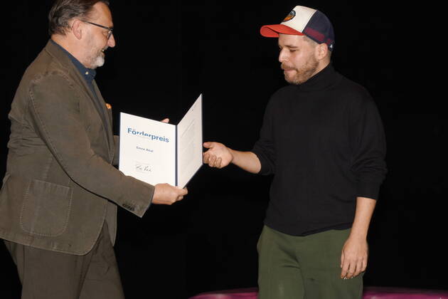 Anton Biebl Kulturreferent Emre Akal (Foerderpreis Theater 2020 Preistraeger Muenchen 06.11.2022 Muenchner Kammerspiele Theater Foerderpreis Verleihung der Stadt Muenchen