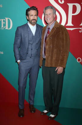 Bilder des Jahres 2022, Entertainment 11 November Entertainment Themen der Woche KW45 Entertainment Bilder des Tages NEW YORK, NY - NOVEMBER 07: Ryan Reynolds and Will Ferrell at the Apple Original Film s Spirited NY Premiere at Alice Tully Hall, Lincoln Center on November 07, 2022 in New York City. Copyright: xRWx