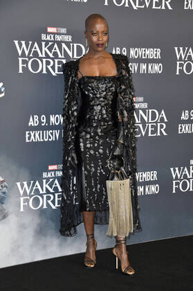 Bilder des Jahres 2022, Entertainment 11 November Entertainment Themen der Woche KW45 Florence Kasumba beim Screening des Kinofilms Black Panther: Wakanda Forever im UCI Luxe Mercedes Platz. Berlin, 07.11.2022