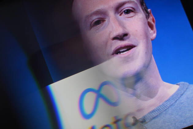 November 8, 2022, Clermont Ferrand, Auvergne Rhone Alpes, France: Mark Zuckerberg, CEO of the group, with the logo. Meta (Facebook, Instagram...) plans to lay off thousands of people starting this week, according to information published by the Wall Street Journal on Sunday, November 6, as several technology companies have just laid off part of their workforce in response to the economic crisis. It could be the most important social plan in the sector after the pandemic - Clermont-Ferrand, November 8, 2022. Clermont Ferrand France - ZUMAf173 20221108_zip_f173_008 Copyright: xAdrienxFillonx