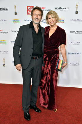 Guido Broscheit mit Partnerin Barbara Klein bei der 15. Verleihung der Goldenen Bild der Frau 2022 im Stage Theater Neue Flora. Hamburg, 09.11.2022