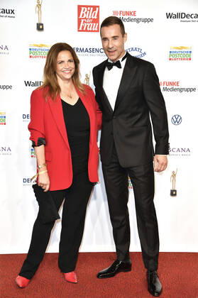 Rebecca Immanuel und Kai Pflaume bei der 15. Verleihung der Goldenen Bild der Frau 2022 im Stage Theater Neue Flora. Hamburg, 09.11.2022
