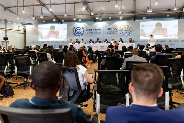 November 11, 2022, Sharm El Sheijk, South Sinai, Egypt: Participants meet on a discussion panel on the fifth day of the COP27 UN Climate Change Conference, held by UNFCCC in Sharm El-Sheikh International Convention Center. COP27 is running from November 6 to November 18 in Sharm El Sheikh and focuses on the implementation of measures already agreed on during the previous COPs. The Conference also focuses on the most vulnerable communities as the climate crisis hardens life conditions of those already most disadvantaged. Sharm El Sheijk Egypt - ZUMAs197 20221111_zaa_s197_219 Copyright: xDominikaxZarzyckax