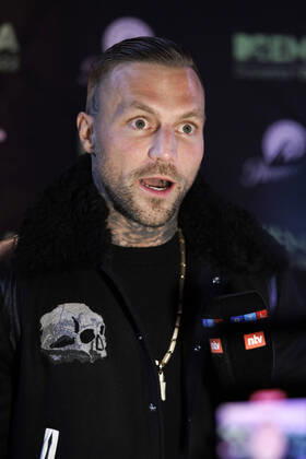 Rapper Kontra K Maximilian Diehn beim Best German Act Award in der Nachtresidenz während der MTV Europe Music Awards 2022. Düsseldorf, 11.11.2022 NRW Deutschland Copyright: xChristophxHardtx
