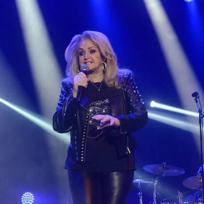 RECORD DATE NOT STATED November 12, 2022, Sao Paulo, Brazil: Welsh singer Bonnie Tyler, known for her numerous worldwide hits with the songs Total Eclipse of the Heart , It s a Heartache , Making Love , Holding Out for a Hero , Lost in France and Bitterblue , performs at concert hall Tokio Marine Hall, in Sao Paulo, on a tour in which he is completing 50 years of career, on Saturday night (12). Copyright: xEduardoxAraujox