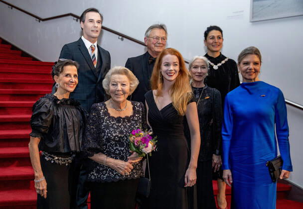 Bilder des Jahres 2022, Entertainment 11 November Entertainment Themen der Woche KW46 Entertainment Bilder des Tages 14-11-2022 Amsterdam Princess Beatrix with Han Ebbelaar and Alexandra Radius attend the 24th edition of the Dutch Ballet Gala of Stichting Dansersfonds 79 at the DeLaMar in Amsterdam. Â  Copyright: xPPEx
